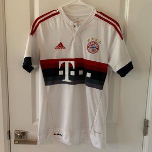 Authentic Adidas FC Bayern Munich Jersey size US S